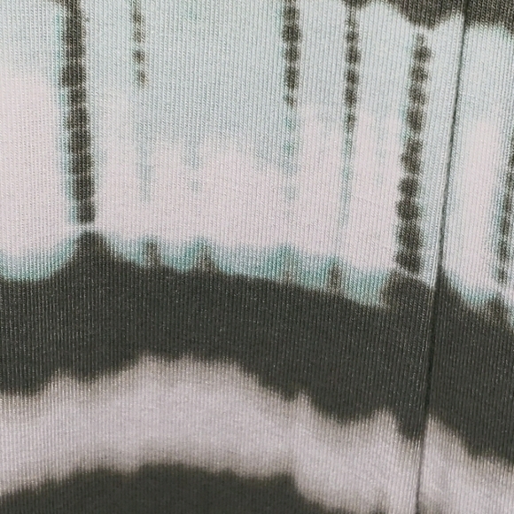 Dress - Picture 5 of 6